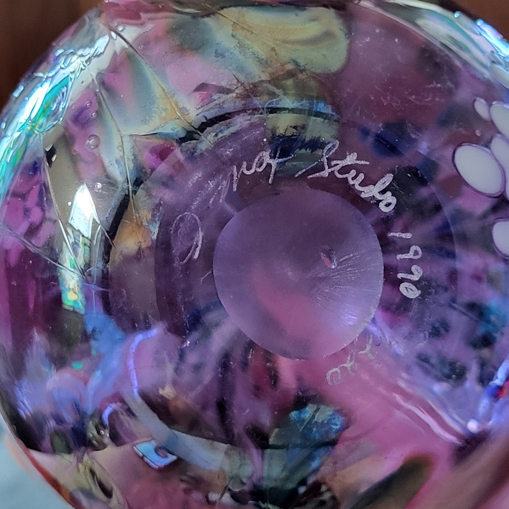 Purple Glass Art Lamp - Picture 15 of 17